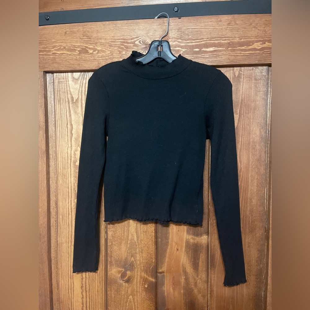 American Eagle mock neck